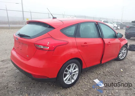 2016 Ford Focus Se z USA, uszkodzony, nr VIN 1FADP3K22GL286641